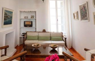 Poros Chic Seaside Neo-Classical Apartment with Terrace - Foto 9