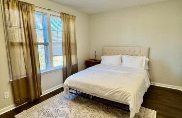 Spacious 4 bedroom House in University area close to PNC pavilion - Foto 9