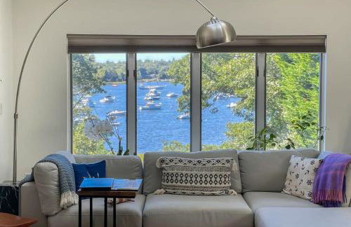 Stunning Home with In-Ground Pool - Photo 5