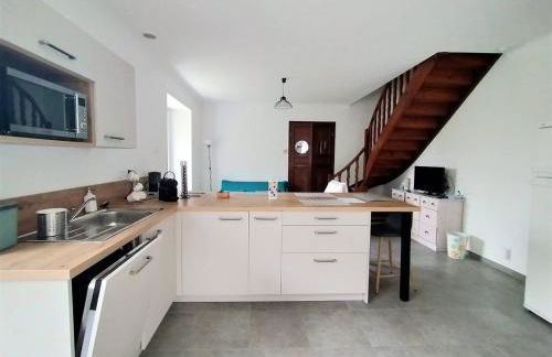 Appartement T3 confortable avec terrasse, 2 chambres, cuisine équipée, Wi-Fi – Larressore - FR-1-495-122 - Foto 2