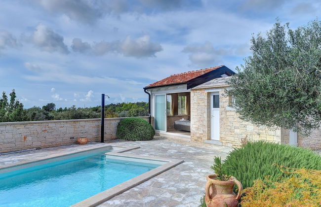 Beautiful Villa With Garden, Private Heated Pool, Whirlpool, Sauna, Near Rovinj - Foto 28