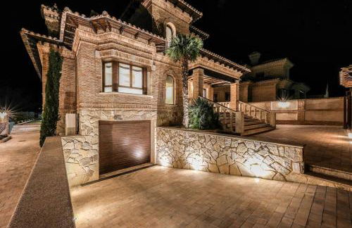 Luxe Experience Toledo * Pool * BBQ * Billar - Foto 54