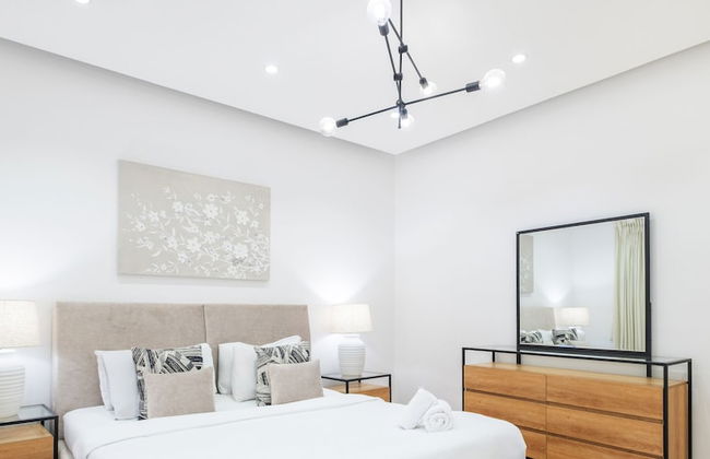 LUX The Meadows 5 Bed Villa - Foto 14