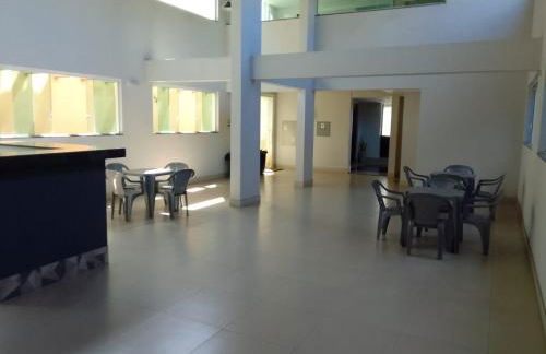 flats da Junia - wifi, tv, ar, frigobar, conexão aeroporto - Foto 3