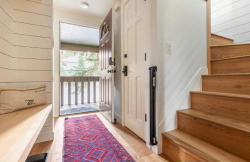 Seasons Four 152 - Photo 37