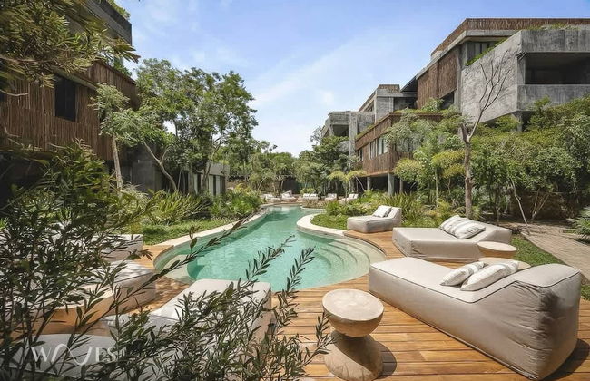 2BR w Private Pool Near the Beach Spacious Stay - Photo 25