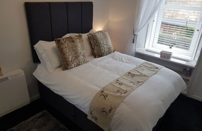 Riverside Apartments - Photo 1