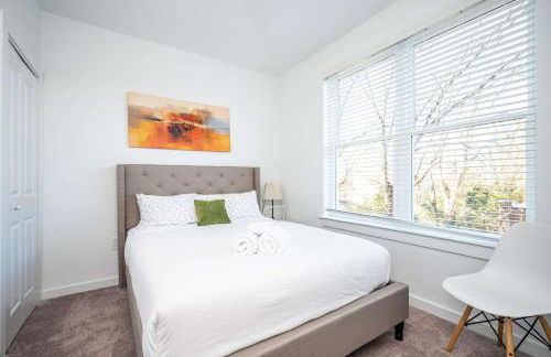 Luxe 1BR w Balcony in Downtown 542Blvd - Foto 3