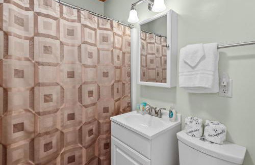 KCs Haven - Relax with the whole family at this peaceful cabin - Foto 28