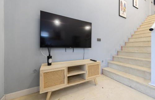 Acogedor Dúplex con Cocina Abierta y Suite Privada en Madrid LDM11034 - Foto 28