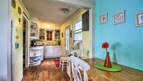 Lovely Lake Cabin Boat Rentals and On-Site Bar - Foto 5