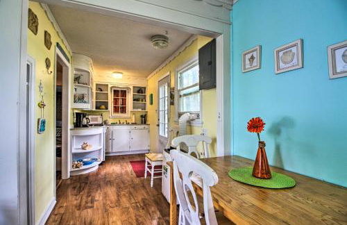 Lovely Lake Cabin Boat Rentals and On-Site Bar - Foto 5