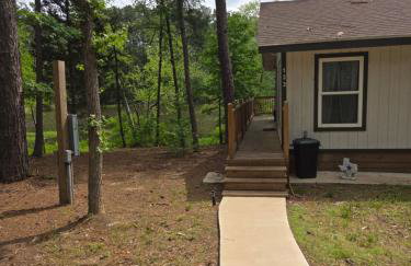 Quiet Cozy Cabin with essentials Minutes to Lake Fork - Foto 2