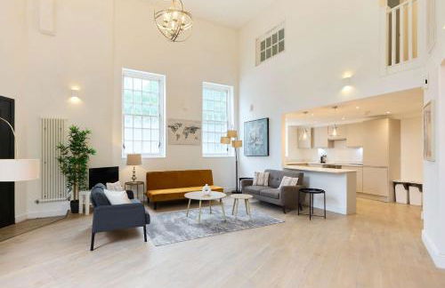 Central Tadworth Flat - Split- level 2BDR - Foto 9