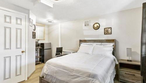 Charming Retro Property 6 - Photo 2