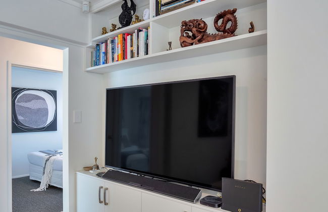 Bright 3 Bedroom near St Lukes Mall 3 - Photo 16