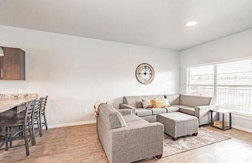 Bringham's Mill Apartments Perfect for Groups Full Kitchen Gym and Free Parking - Photo 11