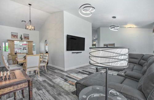 Saltwater Pool and Fire Pit Glendale Family Getaway - Foto 6