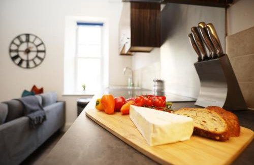 North Road By N And N Stays, perfect for contractor and corporate stays, Long Stays welcome, Free on street parking, WIFI, Near Gloucester Road - Foto 15