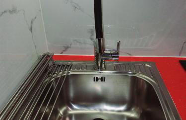 Rafina's BLUE HEART! Steps from the beach,2 min walk - Walk to Rafina main square 10 min, and Port about 15 min ! Ideal vacation base! - Foto 18