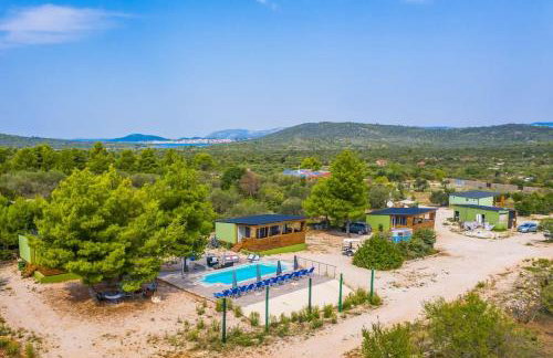 Cozy and Chic Little House with Pool Ivinj-2 - Foto 48