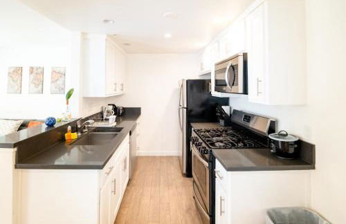 Stylish 1 Bedroom Apartment in Hollywood Near Downtown LA Free Gated Parking Full Kitchen - Foto 2