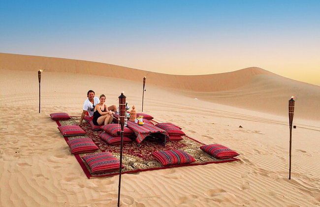 Cena romántica privada en las dunas de Abu Dabi - Foto 2