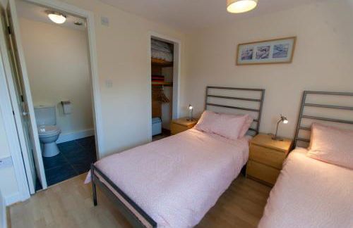 Five Cottages in AONB and an Obbit House! - Foto 35