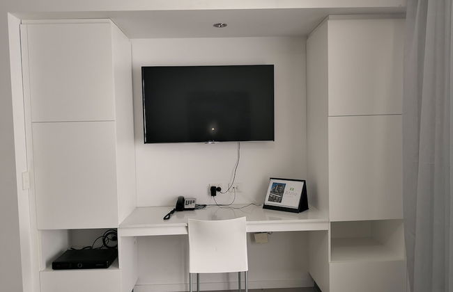 Atrio Apartments - Photo 16