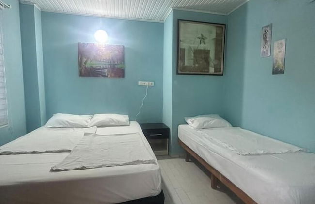 Blue Eden Hotel - Photo 2