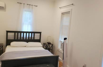 Gorgeous Victorian House!! Entire suite in SAM's home - Foto 11