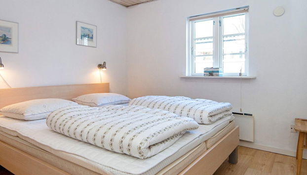 8 Person Holiday Home in Grenaa - Foto 4, Habitación