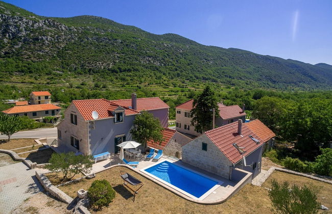 Holiday Home in Croatia With Private Pool - Foto 1