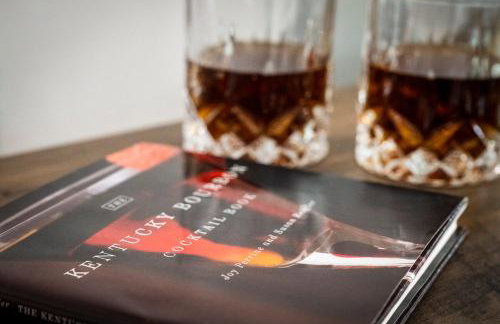 Spacious Home 4BR Fire Pit, Patio Hot Tub - Foto 24