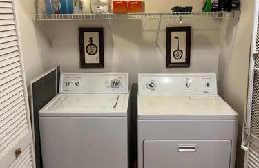 Vic's 3 bedroom 4beds & POOL centrally located! - Foto 15