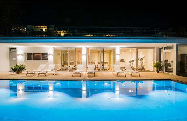 Hidalgo Suites & Restaurant - Photo 31