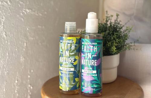 Family Cotswolds Cottage Farm Stay - The Smythy - Foto 26