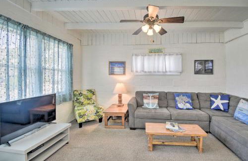 Steps to Ocean Breezy Myrtle Beach Bungalow! - Foto 11