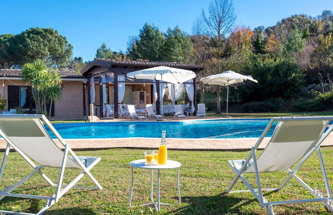 Villa Isotta 8 4 Emma Villas - Foto 35