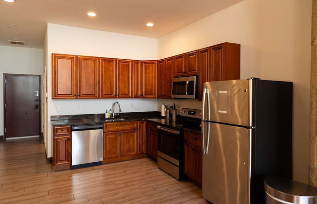 Sosuite Studio Penthouse w W/d, Gym, On-site Bar - Foto 2