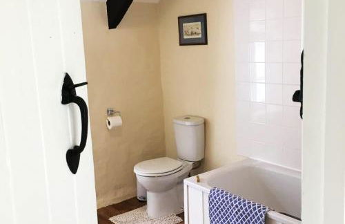 Courtyard Cottage with hot tub and walled garden - Foto 22