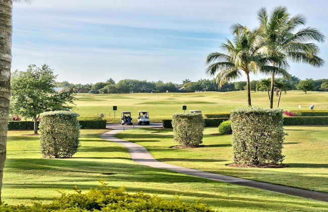 Solterra Vacation Rental: Luxury 3-BR Condo with Lake & Golf Views. Access to Luxury Pool, Hot Tub, and Golf Courses at Lely Resort. Close to Naples Beaches, 5th Avenue S, and Marco Island - Foto 33