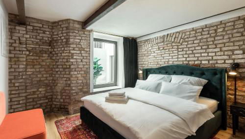 Brick & Beam Loft Duplex -30sqm- near Antonplatz - Foto 3