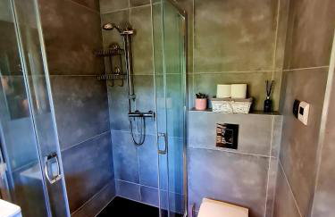 Domek na brzyzku - Foto 2