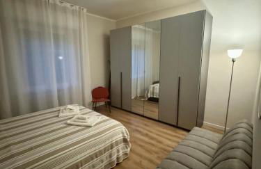 Modern Home near Hospital and City Center - Photo 26