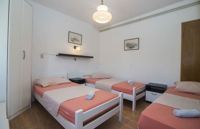 Apartments and Rooms Nikol - Foto 7