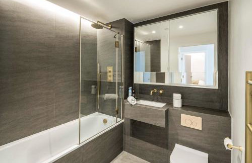 Modern 3-Bedroom Apartment near Kings Cross & Coal Drops - Photo 5