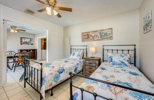 Fire Pit! Family Getaway, 6 Mi to Beach Access - Foto 21