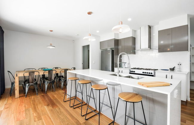 Pet Friendly, new House Peregian Breeze Drive, Peregian Beach - Photo 1