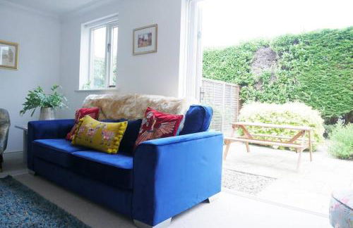 The Croft a lovely town house in the centre of Holt with free PARKING for two cars - Photo 31